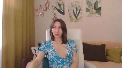 Good GlamorGirl online show from 01-22-25, 04:44