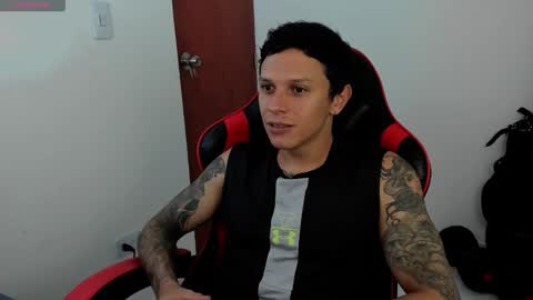 Snapshot of goodboy69i chatting on 09-19-25, 05:13 goodboy69i online show from 09-19-25, 05:13