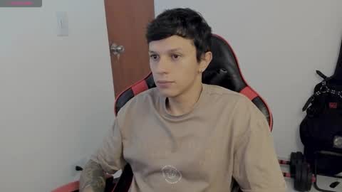 Snapshot of goodboy69i chatting on 10-03-25, 12:02 goodboy69i online show from 10-03-25, 12:02