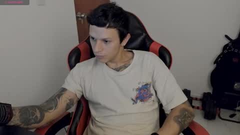 Snapshot of goodboy69i chatting on 10-11-25, 11:09 goodboy69i online show from 10-11-25, 11:09