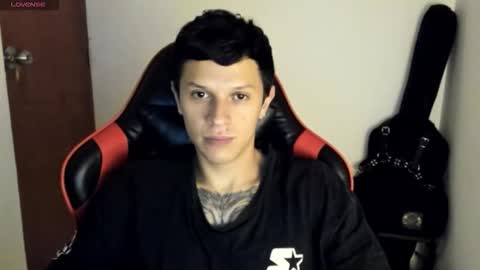 Snapshot of goodboy69i chatting on 12-04-25, 11:46 goodboy69i online show from 12-04-25, 11:46