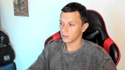 Snapshot of goodboy69i chatting on 02-09-26, 04:00 goodboy69i online show from 02-09-26, 04:00