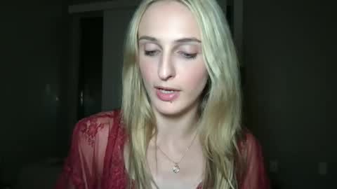 Snapshot of goodgirlliv chatting on 09-27-25, 02:16 goodgirlliv online show from 09-27-25, 02:16