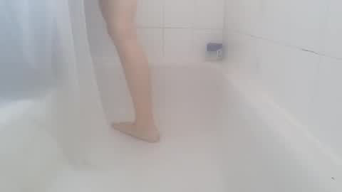 Snapshot of goodhole69 chatting on 01-20-25, 06:53 Shalomosexual online show from 01-20-25, 06:53