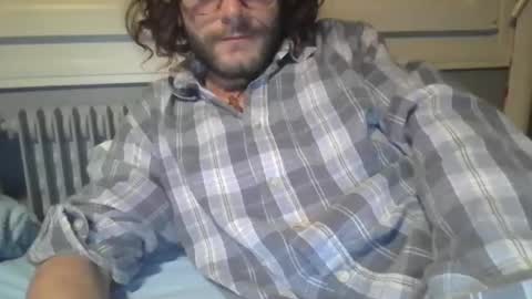 Snapshot of goodleek chatting on 11-25-25, 05:24 gooleek online show from 11-25-25, 05:24