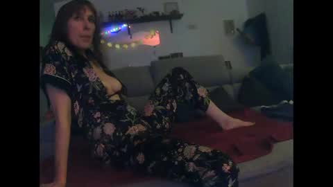 Snapshot of goodtimebfrench chatting on 12-21-24, 10:08 goodtimebfrench online show from 12-21-24, 10:08