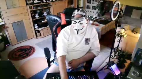 google5001 online show from 10-22-25, 02:17