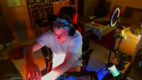 google5001 online show from 05-10-26, 02:39