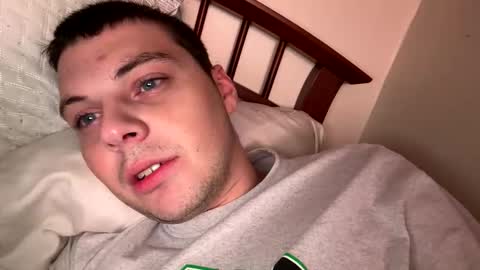 Snapshot of gorgemaster chatting on 11-21-25, 03:44 gorgemaster online show from 11-21-25, 03:44