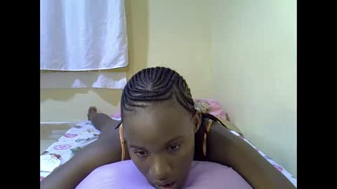 gorgeous_maya1 online show from 02-02-26, 08:18