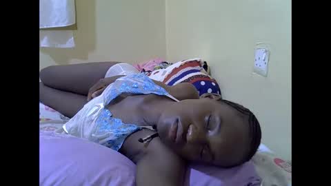 gorgeous_maya1 online show from 02-04-26, 09:37