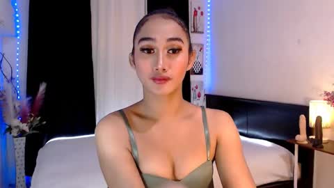 gorgeous_nicole online show from 02-20-25, 01:03
