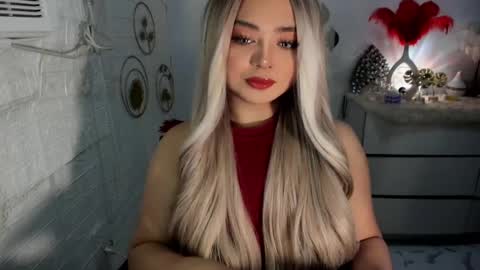 Snapshot of gorgeousamandarose chatting on 01-14-25, 04:25 Amanda rose online show from 01-14-25, 04:25