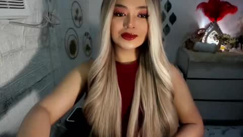 Snapshot of gorgeousamandarose chatting on 01-22-25, 12:59 Amanda rose online show from 01-22-25, 12:59