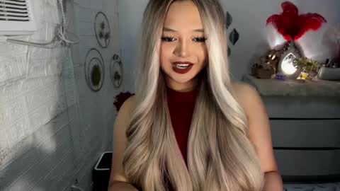 Snapshot of gorgeousamandarose chatting on 01-23-25, 05:45 Amanda rose online show from 01-23-25, 05:45