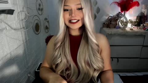 Snapshot of gorgeousamandarose chatting on 02-16-25, 01:25 Amanda rose online show from 02-16-25, 01:25