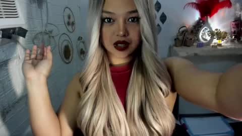 Snapshot of gorgeousamandarose chatting on 02-23-25, 02:25 Amanda rose online show from 02-23-25, 02:25