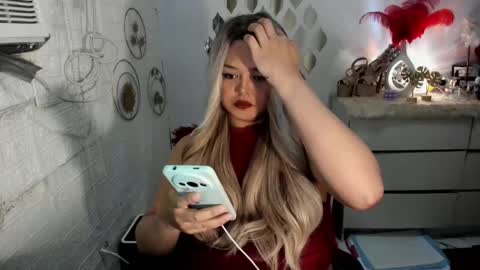 Snapshot of gorgeousamandarose chatting on 02-26-25, 06:54 Amanda rose online show from 02-26-25, 06:54