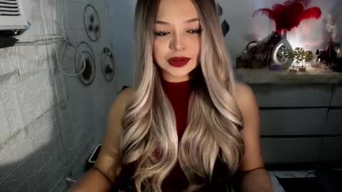 Snapshot of gorgeousamandarose chatting on 03-03-25, 12:16 Amanda rose online show from 03-03-25, 12:16