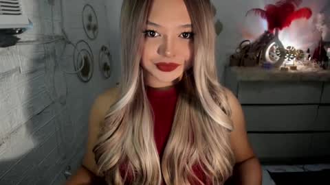 Snapshot of gorgeousamandarose chatting on 03-04-25, 02:49 Amanda rose online show from 03-04-25, 02:49