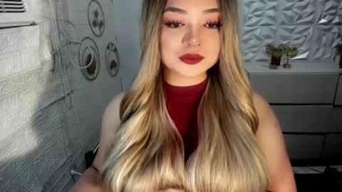 Snapshot of gorgeousamandarose chatting on 10-02-25, 02:51 Amanda rose online show from 10-02-25, 02:51