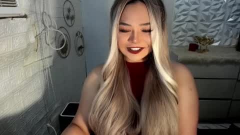 Snapshot of gorgeousamandarose chatting on 11-08-25, 03:29 Amanda rose online show from 11-08-25, 03:29