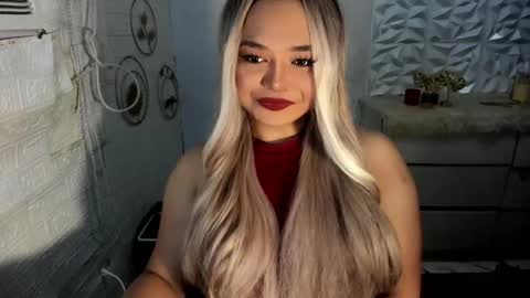 Snapshot of gorgeousamandarose chatting on 11-15-25, 07:21 Amanda rose online show from 11-15-25, 07:21