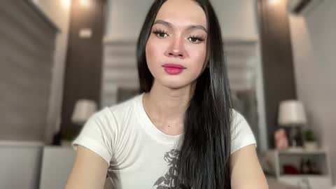 D I A N A online show from 04-26-26, 08:45