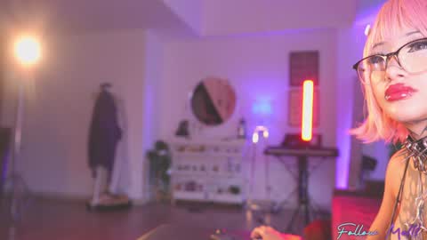 Snapshot of goth_dolll chatting on 09-26-25, 10:25 sophie Special celebration a the beach 300k followers 3011 and 0112 online show from 09-26-25, 10:25