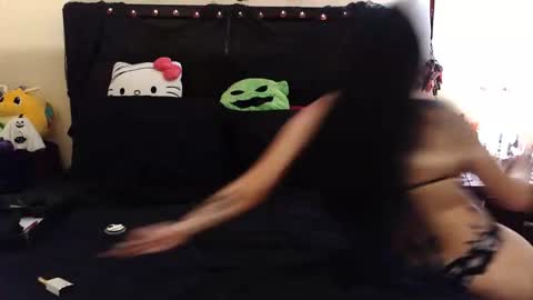 gothbaby305 online show from 10-21-25, 02:56