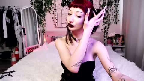    online show from 02-09-25, 07:38