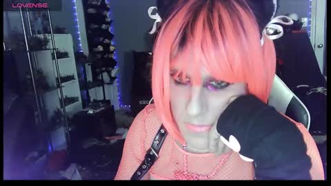 Victoriana online show from 01-25-25, 06:57