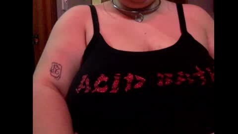 Snapshot of gothicc_goddess chatting on 10-20-25, 12:22 Goddess Jane online show from 10-20-25, 12:22