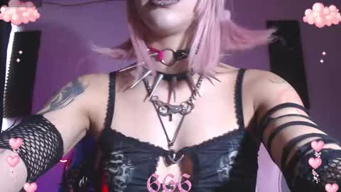        online show from 09-30-25, 10:37