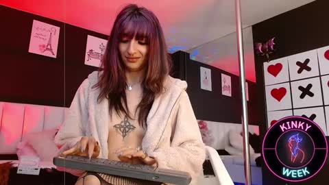 Meredith Alessandra online show from 01-18-25, 10:28