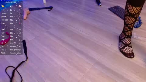 Meredith Alessandra online show from 03-07-25, 10:45