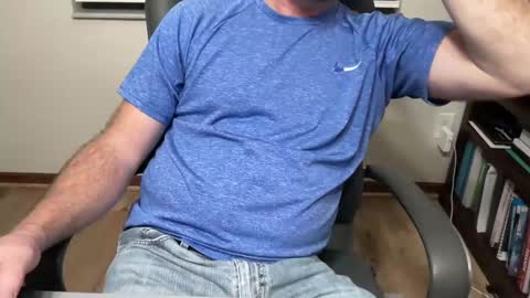 Snapshot of gqimage chatting on 02-15-25, 02:47 GQImage online show from 02-15-25, 02:47