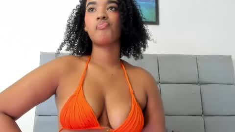 grace_browm1 online show from 09-26-25, 04:05