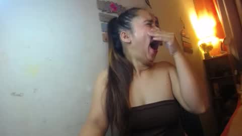 Snapshot of grace_filipina chatting on 10-14-25, 03:51 my name is GRACEY online show from 10-14-25, 03:51