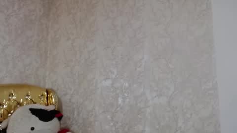 Snapshot of graceblu chatting on 09-27-25, 03:44 Grace online show from 09-27-25, 03:44