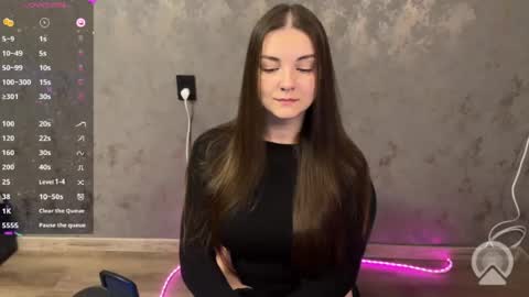 Grace Brown online show from 06-12-26, 08:08