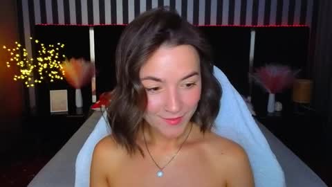 Snapshot of gracefulmichelle chatting on 05-11-26, 08:17 gracefulmichelle online show from 05-11-26, 08:17
