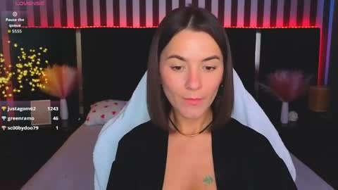 Snapshot of gracefulmichelle chatting on 05-19-26, 04:19 gracefulmichelle online show from 05-19-26, 04:19