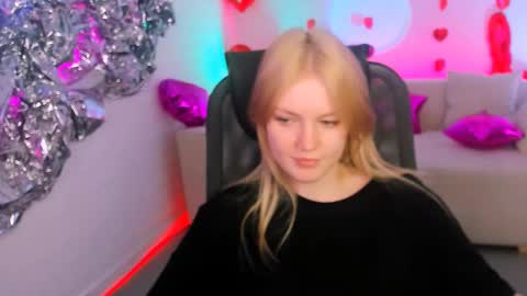 Grace Glamour online show from 02-22-25, 08:18