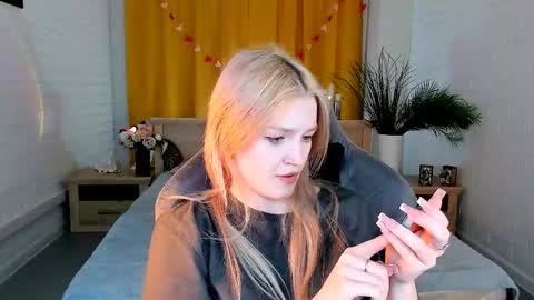 Grace Glamour online show from 03-04-25, 11:19