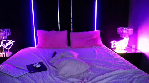 Grace online show from 01-22-25, 02:46