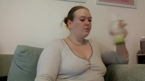 Snapshot of graceloves69 chatting on 06-03-26, 04:34 Grace Loves online show from 06-03-26, 04:34