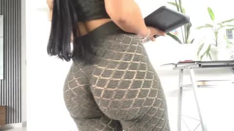 Snapshot of graciadom555 chatting on 09-24-25, 02:53 GRECIADOMM555 online show from 09-24-25, 02:53