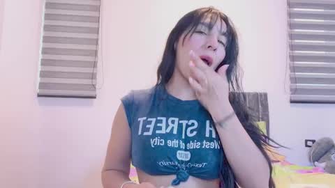 Snapshot of graciadom555 chatting on 10-24-25, 08:27 GRECIADOMM555 online show from 10-24-25, 08:27