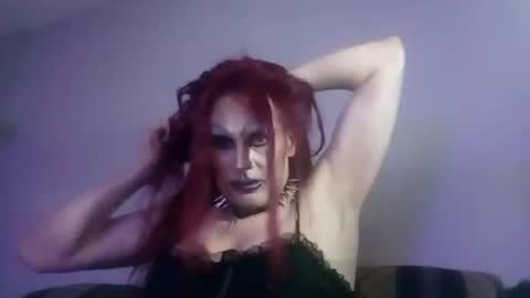 Snapshot of gracie79 chatting on 01-10-25, 09:55 gracie79 online show from 01-10-25, 09:55